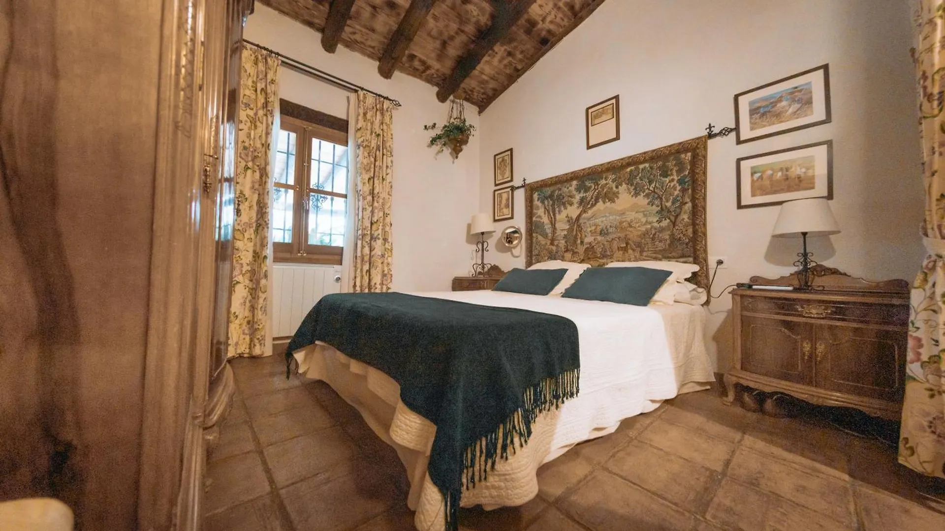 Сasa de vacaciones LA CUADRA, Finca privada a los pies de Sierra Nevada, a 10 minutos del centro, Jardín, Barbacoa La Zubia  España