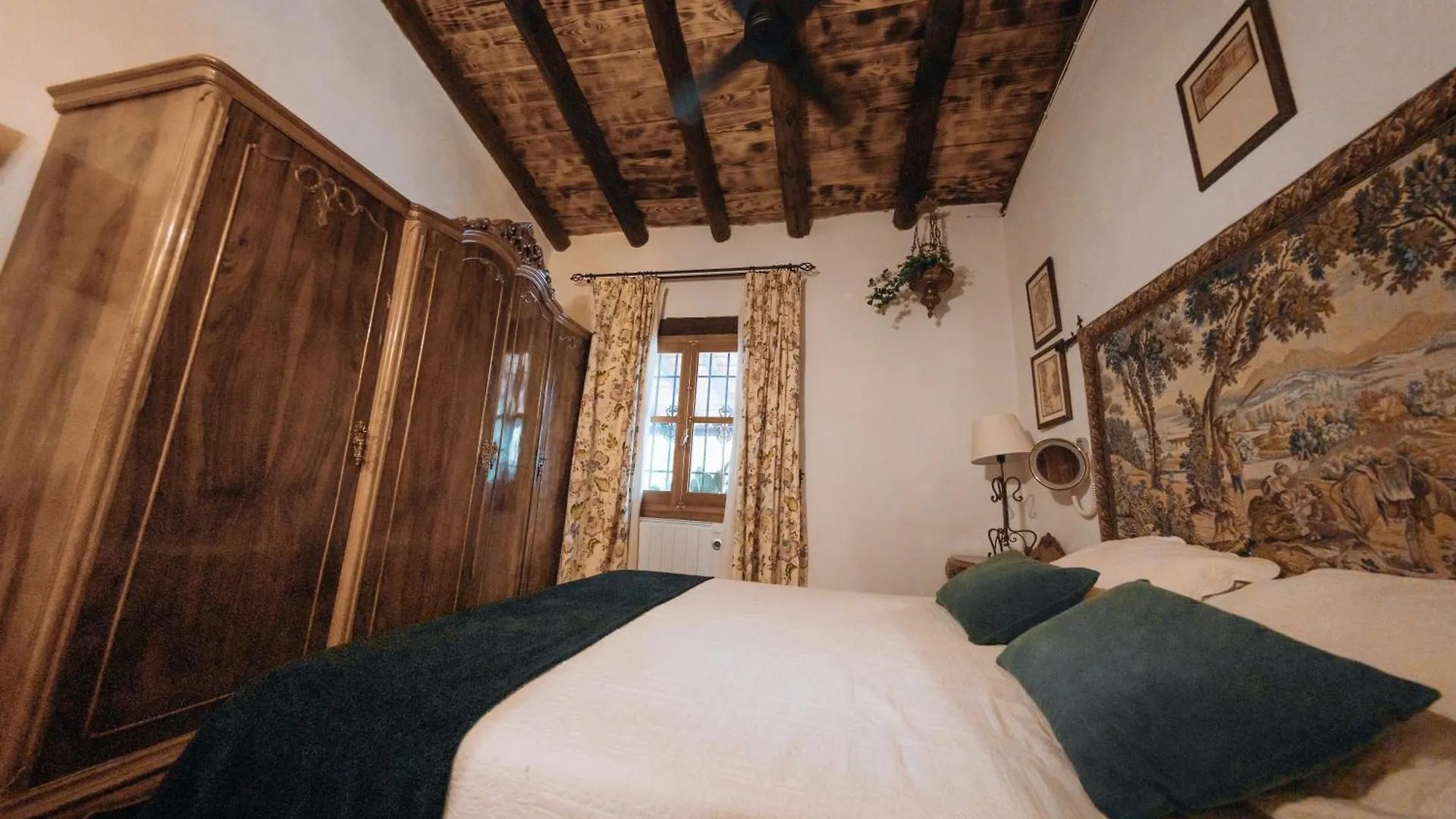LA CUADRA, Finca privada a los pies de Sierra Nevada, a 10 minutos del centro, Jardín, Barbacoa La Zubia  0*, La Zubia (Granada)